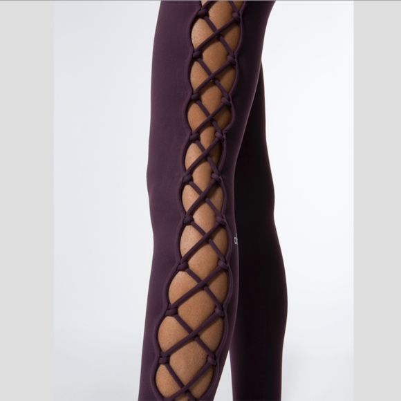New with Tag AloYoga Interlace Leggings Eggplant S - Picture 5 of 8